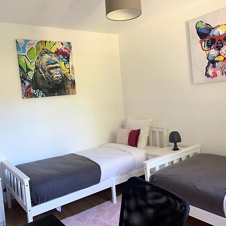 Coquelicot - Spacieuse Maison 172M2 - 4 Chambres - Parking Prive & Wifi Gratuit Brunoy المظهر الخارجي الصورة